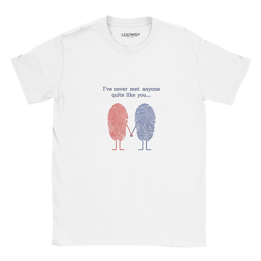 Fingerprint Connection T-shirt Leafwisp - design empreintes amour minimaliste, coupe unisexe